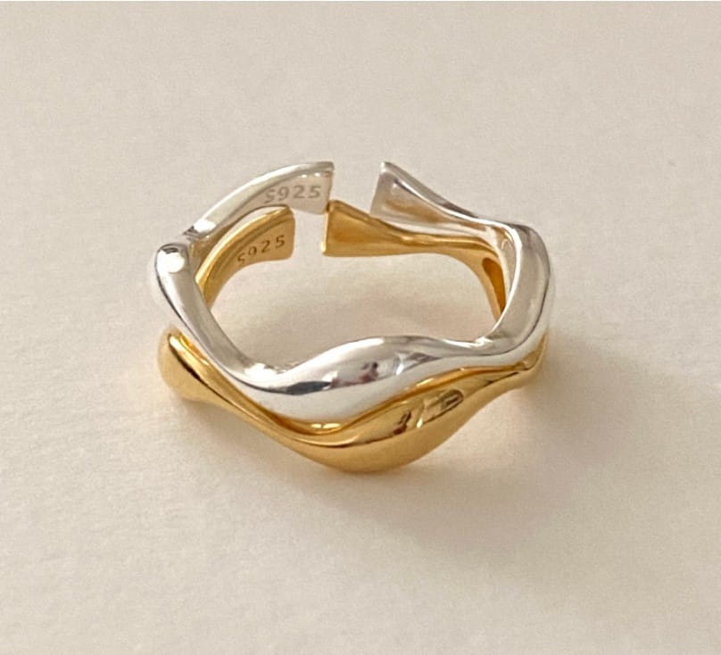 Asymmetric Silver Ring with Abstract Design