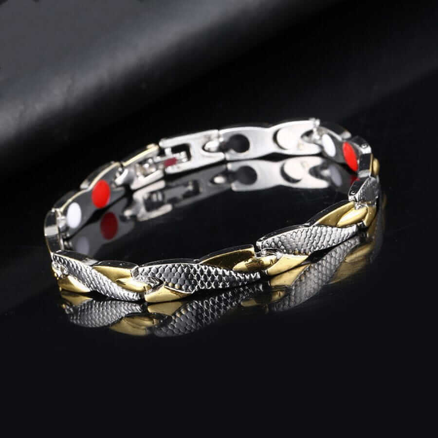 Trendy Bracelet with Magnets in Black and Gold