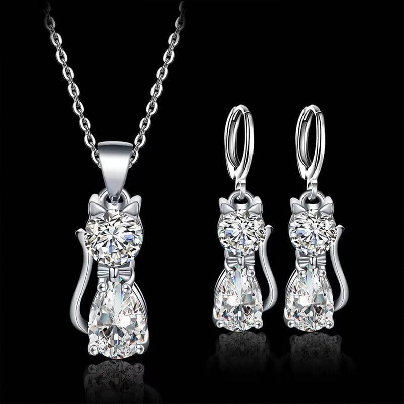 Necklace and Earrings with Cat-shaped Zircon Crystals